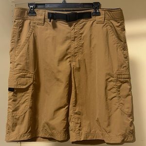 Eddie Bauer Belted Travex Cargo Shorts Size 34